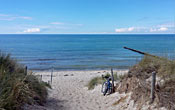 Strand vor den Ferienwohnungen